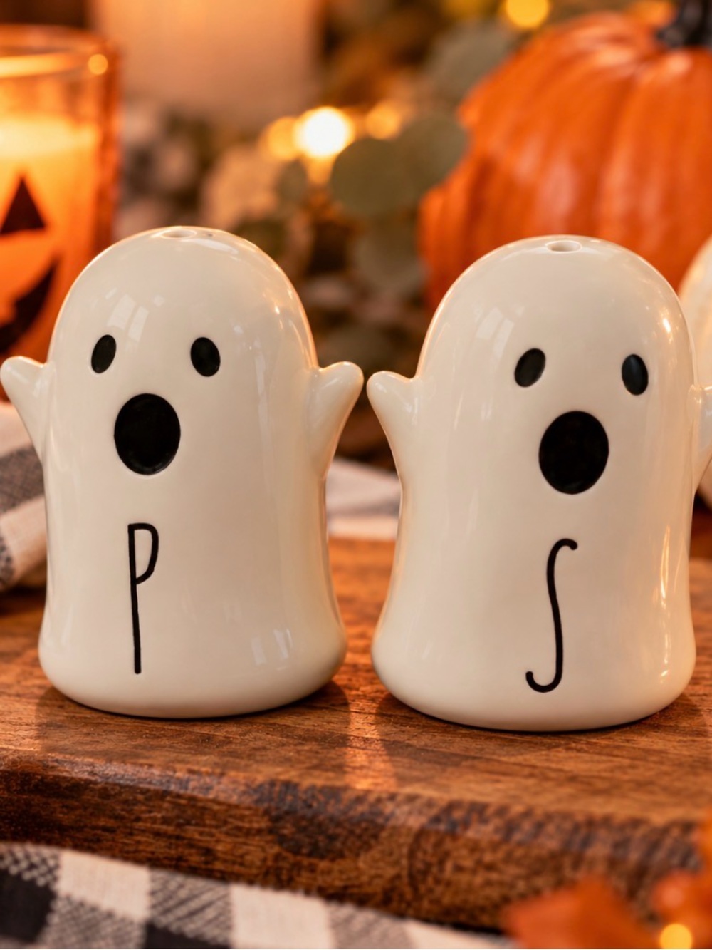 RAE DUNN- White Ghost Salt and Pepper Shaker Set - Cute Halloween Home Accent